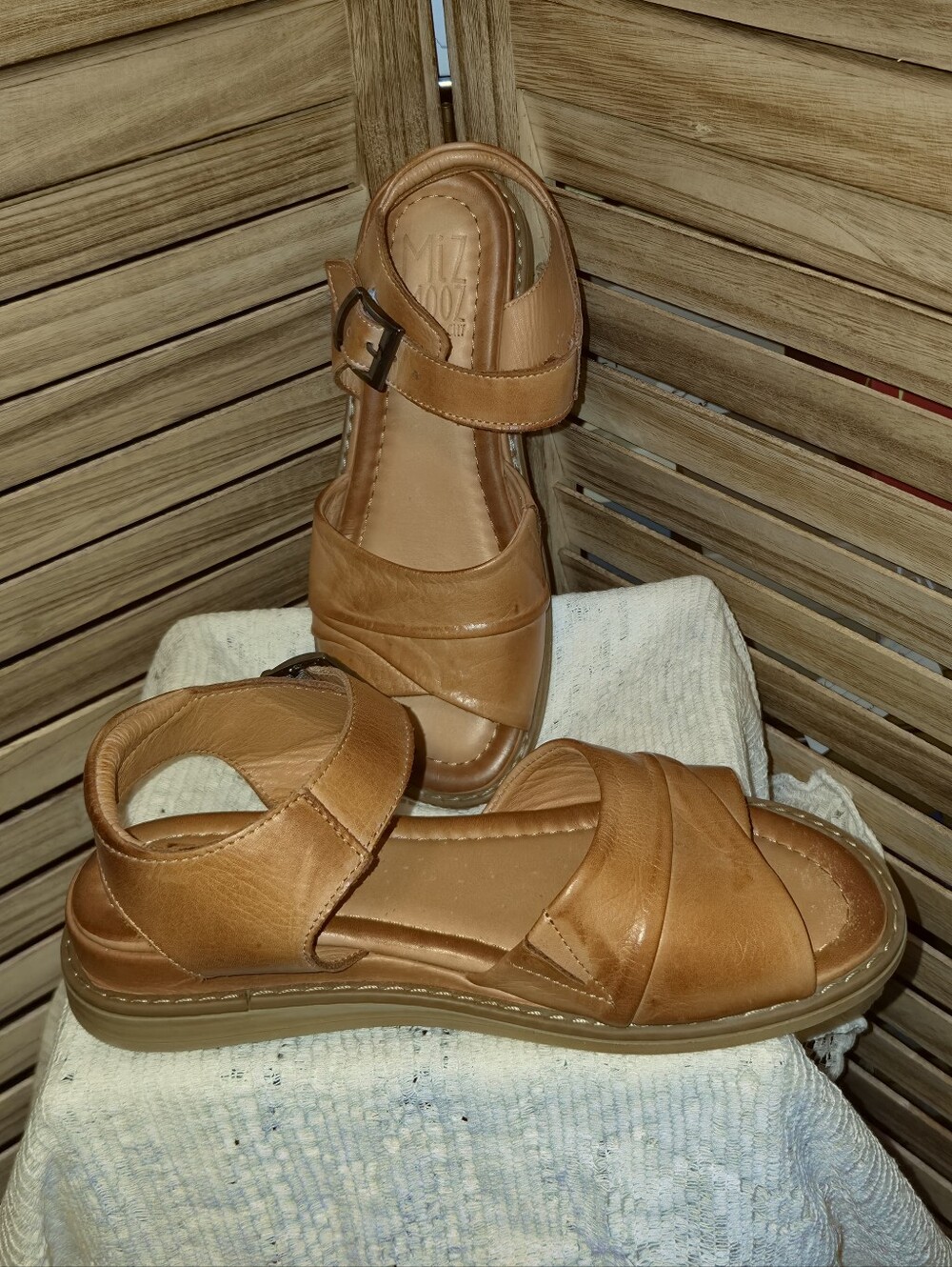 Miz Mooz 36/6 Brown Leather Haley Sandals